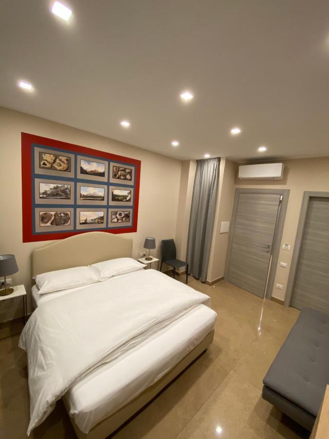 Mdc Luxury Rooms Naples Exterior photo